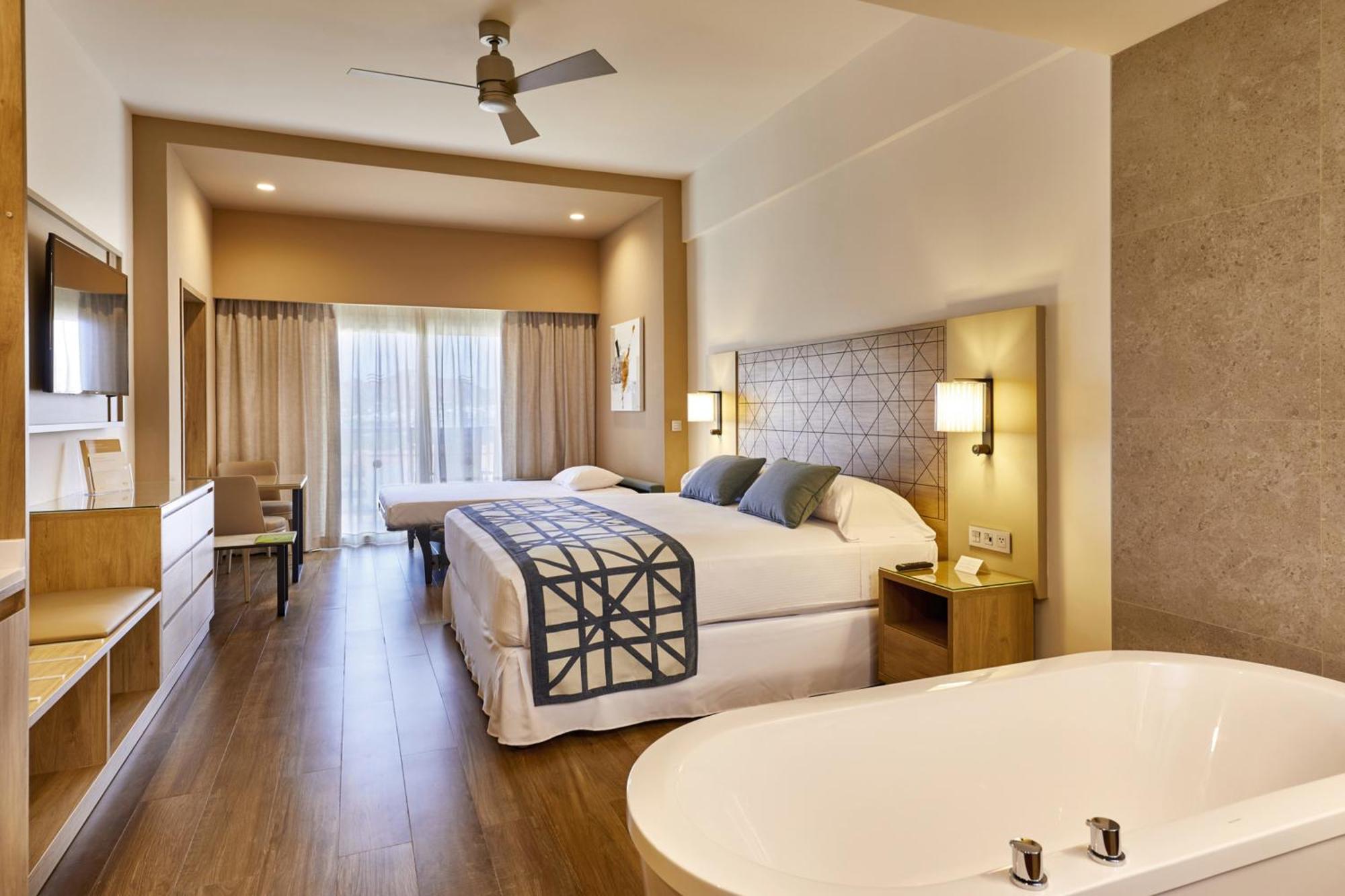 Junior Suite Partial Ocean View